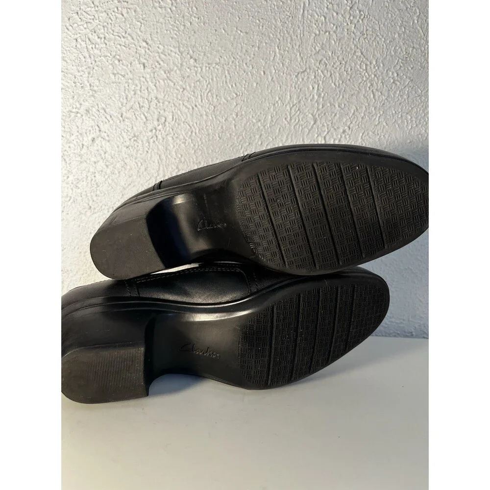 Clarks designed style